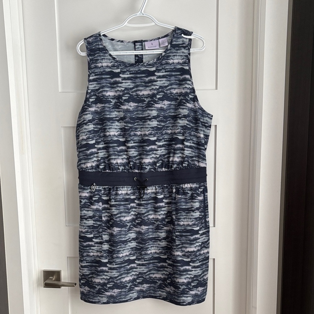 Sleeveless Navy & White Patterned Drawstring Waist sporty dress